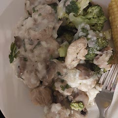 I had to use vegan cheese and rice milk (dairy free). Nonetheless. Very tasty. Smokey flavour.