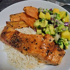 Amazing! Sry this is so long 😅 I did make a couple of changes. The recipe says 2 serves but I thought that was odd since that would mean a whole mango per person. It served 4 for us. I did 2 avos, a whole red onion and the whole jalapeno for the salsa which was perfect. I did some sweet potato wedges in the air fryer which went so well with the whole dish. Plus I added everything bagel seasoning to the salmon marinade. The edited meal is approx 700cals 77C 29F 30P. It is a huge meal so could be done without the rice/sweet potato