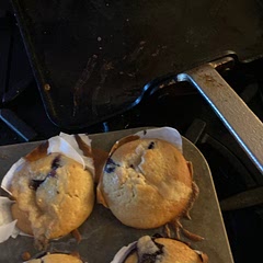 The warm cream cheese was amazing with the crunchy topping, easy to
Make