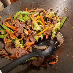 I highly suggest doubling/tripling the sauce ingredients to marinate the sliced steak. I marinated for 3 hours and it was so tender and flavorful.