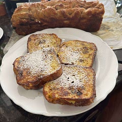 Made this cinnamon, sugar & raisin focaccia loaf by piecing together 4 of Lacey’s recipes. 1. Overnight Focaccia recipe, 2. Cinnamon Roll focaccia recipe, 3. Cinnamon Raisin bread recipe & 4. Focaccia French Toast recipe. It was a huge hit on Christmas morning!! Thank you very much Lacey and Happy Holidays!!