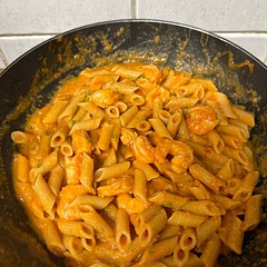 Incredibili! Uno dei migliori piatti di pasta mai mangiati. Da rifare assolutamente. Usate mezze penne senza glutine.