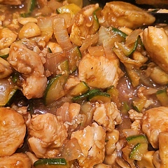 Bit bland in flavour, added 2 tbsp of hoisin sauce and a bit more soy, much better