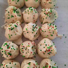 I would make these again!  Yummy!

Made these again for family and friends, and they all loved them.  It's still one of my favs!