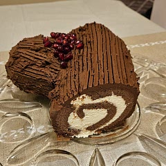 We enjoyed this a lot. Fun to make and delicious to eat. We liked adding extra pomegranate with each slice served.