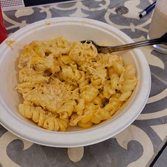 I used the crock pot. This is so good