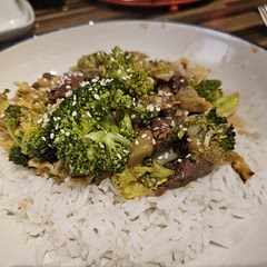 I added half a small white cabbage to bulk it out a bit. Also, didnt have low sodium soy so only put 4 tbs as opposed to 6 of normal.