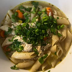 Delicious! Husband loved it too. Will become a staple for sure. Made about 4 servings for us 🍲👏🏻 

Adaptations:
*used regular penne pasta as I didn’t have egg noodles
*added spring onion as a garnish