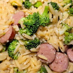 Perfect for a quick weeknight meal. Made with polish sausage since that's what I had on hand. We like our broccoli with a bit of a crunch, so waited till later to add to meal