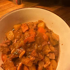 Delish dish packed with flavour! Go to again for a winter warmer that’s not going to pack the pounds onto me. Served with a crusty loaf.