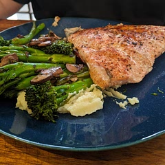 The salmon was great. Will use this recipe again for that, but maybe use another recipe foe the broccolini. This one wasn't my favourite. Added some cauliflower mash (Love&Lemons recipe) which we loved.