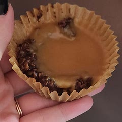 These were delicious! The texture of the peanut butter sauce was great. It's like a cross between a reeces & a no bake. These are our favorite healthier rendition of the no bake cookie.