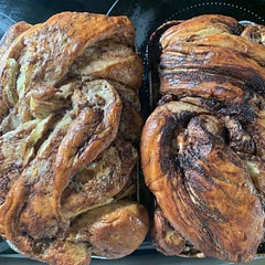 Made the hot chocolate babka and it was AMAZING 🫶🏻🍫🤍