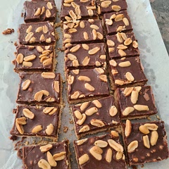 Such a simple recipe, can't go wrong with this one. Only issue was I couldn't stop at having one piece!