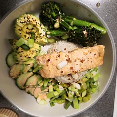 Added more greens as we had no edeme beans. Kept salmon whole and cooked with the sauce. Great meal and would make again. 