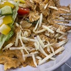 It’s a little bit too peppery but otherwise super yummy!