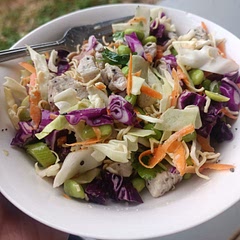 Pretty tasty, it makes A LOT! I've made mine for lunch meal prep so I've kept the dressing separate and the edamame beans and chicken separate so the salad lasts longer 😁