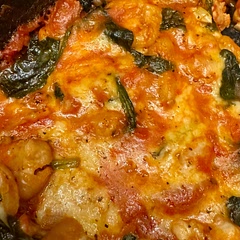 Such great winter evening comfort food. Served with toasted and buttered baguette slices.