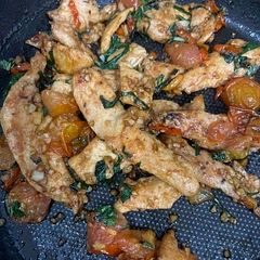 Super easy, taste so good, added chili because my food must be spicy 😌
Deliciouse!!