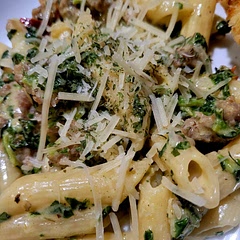 Add.the.spices! I added Italian seasoning, sun-dried tomatoes, extra garlic, and red pepper flakes. Used frozen spinach and Italian pasta. Taste while cooking, started off bland.
