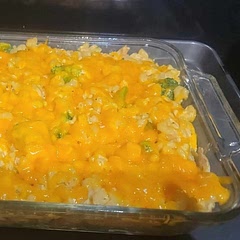 I didn't measure the cheese, but I have a feeling I probably put closer to 3 cups in the sauce and it still felt light.
1 whole chicken was about 3 cups of chicken I think - that all went in there..
Wishing I put more broccoli tho..
Definitely double (maybe even triple) the spices, other then extra chicken and cheese I followed the recipe as directed, and I find it bland.
But with some flavour tweaks it'll be your new favourite.