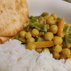 Great simple light vegan dish. I only used half of a purple onion, green pepper instead of red, no tomato paste, and Thai Kitchen red curry paste. It wasn't spicy at all. I'll add more curry paste next time or some red pepper flakes. 