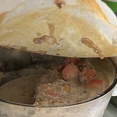 Mine looked really different from the recipe and I was really disappointed at first, but it just tasted SO GOOD. The whip was really creamy and the cake layers were super filling and also a great substitute for actual cake. And it’s less than 400 calories!

I didn’t have a processor so I used my ninja blender, would have definitely recommend blending the nuts sweetener and vanilla extract (and I added strawberries and oats) then adding the yogurt for better texture :) also the cake took really long to bake for me? Might have been because I used all purpose flour because I couldn’t find oat flour anywhere! I had to bake it for around an hour at 200 degrees celcius…overall something I would definitely try again!

‼️P.s. it says oat in the recipe but it probably meant oat milk…plus the salt was missing