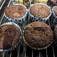 Used cooking chocolate broken up into smaller pieces as I already had it on hand.