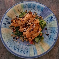 Great flavours in the salad and tasty flavour on the chicken. Mixes together so well. A great meal - delicious!!