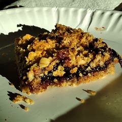 Super easy and delicious,  I used a blueberry preserve from France I found at Marshall's lol