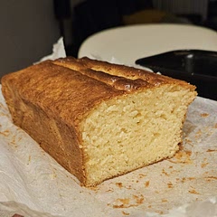 Serve 12
Usei 180 G açúcar
Assar a 170 | 200g açucar | 45min forno Sage
