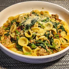 Added sundried tomatoes, and also used the broccoli rabe blanching liquid to cook the pasta