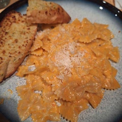 Very nice, did not add the nuts but the pasta could of done with an extra minute but over all very nice