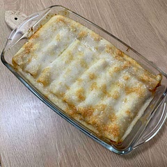 Valentine’s day dinner 💕
Made it with pork mince, instead of beef. Next time I’ll try it with beef. Super delicious!