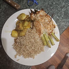 Went rogue on the ingredients.  Used ranch powder and a bit of garlic salt and shreaded mozzarella but it turned out well. 