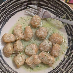I needed quite a lot of flour but it turned out great and the sauce is also great 