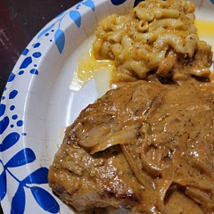 This is delicious! I did not use mushrooms as I am allergic, was a hit. 