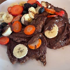 So dense and didn’t seem to cook in the middle. I used coconut oil and the blogger uses butter so maybe this is why?

Not terrible - definitely edible (but probably more due to the toppings). Very heavy/ dense. 

Shame! 🥹