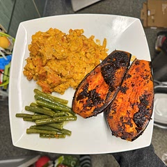 The creamed corn was absolutely fire!!! Aubergine not so much (was undercooked a bit) 

Will make the creamed corn again but maybe have with chicken or something