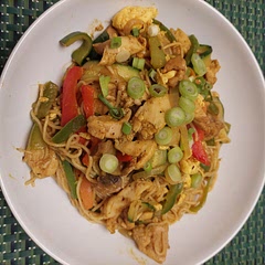Tasty, about the right amount of heat, having used hot chilli sauce.
Used 5 thighs, as that was what was in the pack. There was enough food for 3 generous portions.