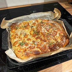 Great recipe to follow. Thought I was going wrong at some points, but I went through with it and it turned out really well!
