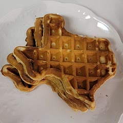 These Texas-shaped waffles turned out amazing!  Slightly crispy on the outside, nice and fluffy on the inside.  Kids loved 'em!
