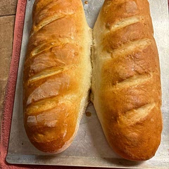 This bread reminds me of the bread that you buy at Walmart in the Deli section, only BETTER!!!!!  And OH SO EASY to make!!!!  I followed the recipe with NO changes, it made 2 BIG loaves.  This is definitely going in my “saved” recipe section ♥️