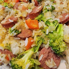 The website for getting the instructions was awful, constant ads blocking the text. I took a screenshot and thought I would add here for future use.
1. Heat large skillet over medium high heat. Add butter and olive oil until butter sizzles.
2.Add the sliced smoked sausage and onion. Cook 5 min until onion is tender and sausage begins to brown.
2.5 I added 1 teaspoon of minced garlic and made fragrant for about a min. This was not in the recipe but standard practice for me.
3.add the red bell pepper and broccoli. Cover, reduce heat and cook for 5 min.
4.add the cooked rice, garlic powder and onion salt. Combine well, cover and heat until cooked rice is hot. (I also added 1/8 teaspoon red pepper flakes).
5. Add the shredded cheese and remove from heat. Stir in cheese until its melted.