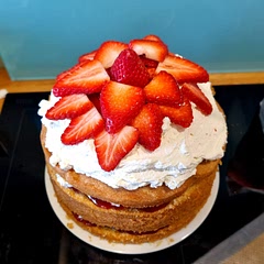 Absolutely beautiful recipe! So easy to follow, easy to bake and easy to decorate!
A massive hit for our mothers-day afternoon tea!