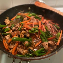 I used tenderstem broccoli and didn’t have mushrooms. I also added a bit of cayenne for a kick because I didn’t have dried chillies. And I had mine with egg noodles.