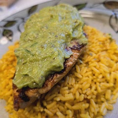 10/10 will make again. This recipe was super easy and super tasty. The avocados I used were frozen, so that's why it turned out more like guac, but it was still super good. I also paired it with some yellow Spanish rice. 🤌
