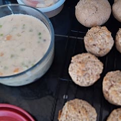 Delicious!! I made seperate biscuits on the side and only used one can of beans. I didn't have white beans so I used red kidney beans. Will def make again. So easy :) 