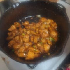 Delicious perfect just add half sugar. Loved it
I used chicken breast and cut it in small chunks.
Double or triple the sauce cause the chicken soaked up all of it and I wanted some to put over my rice with the chicken. 