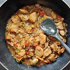 Added some extra veggies, mushrooms and soybeans.